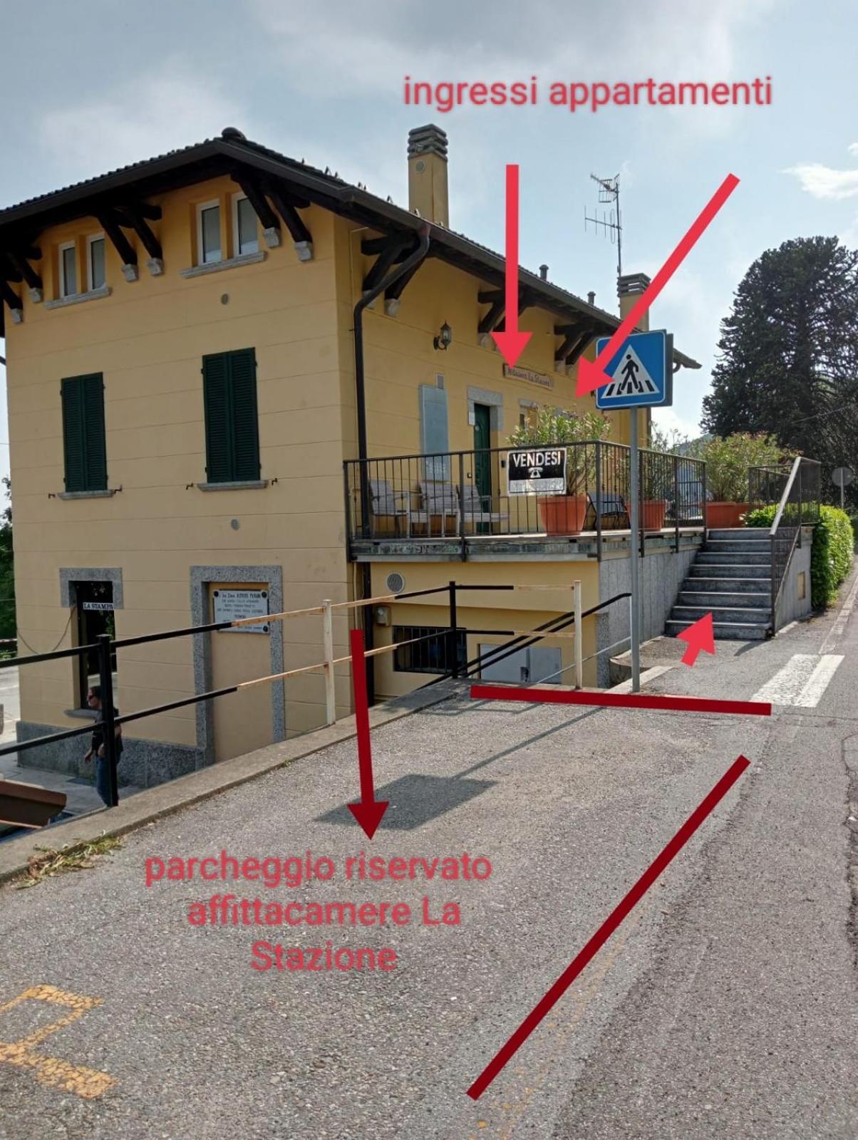 ホテル La Stazione Premeno エクステリア 写真